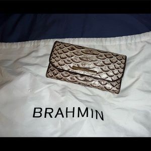 Brahmin wallet